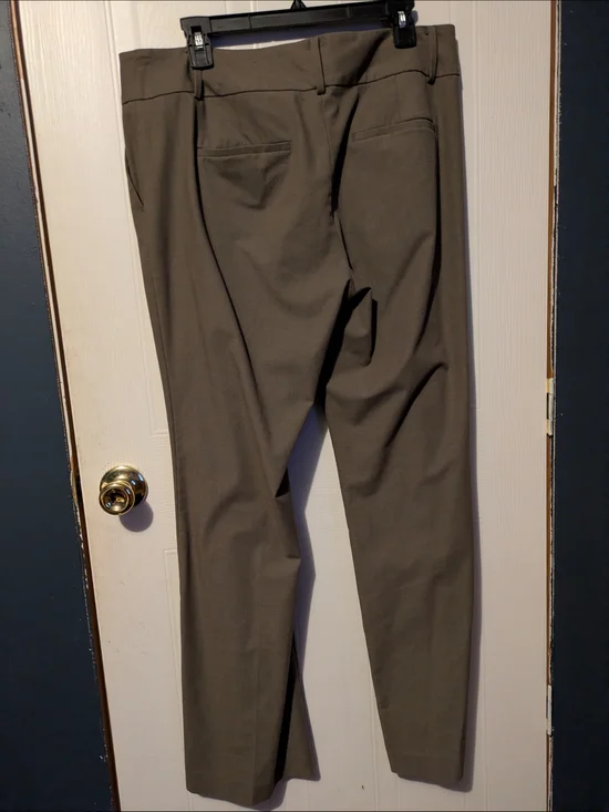 Ann Taylor Factory Olive Green Women's Pant Suit - Classic Jacket & Pants - Picture 7 of 7